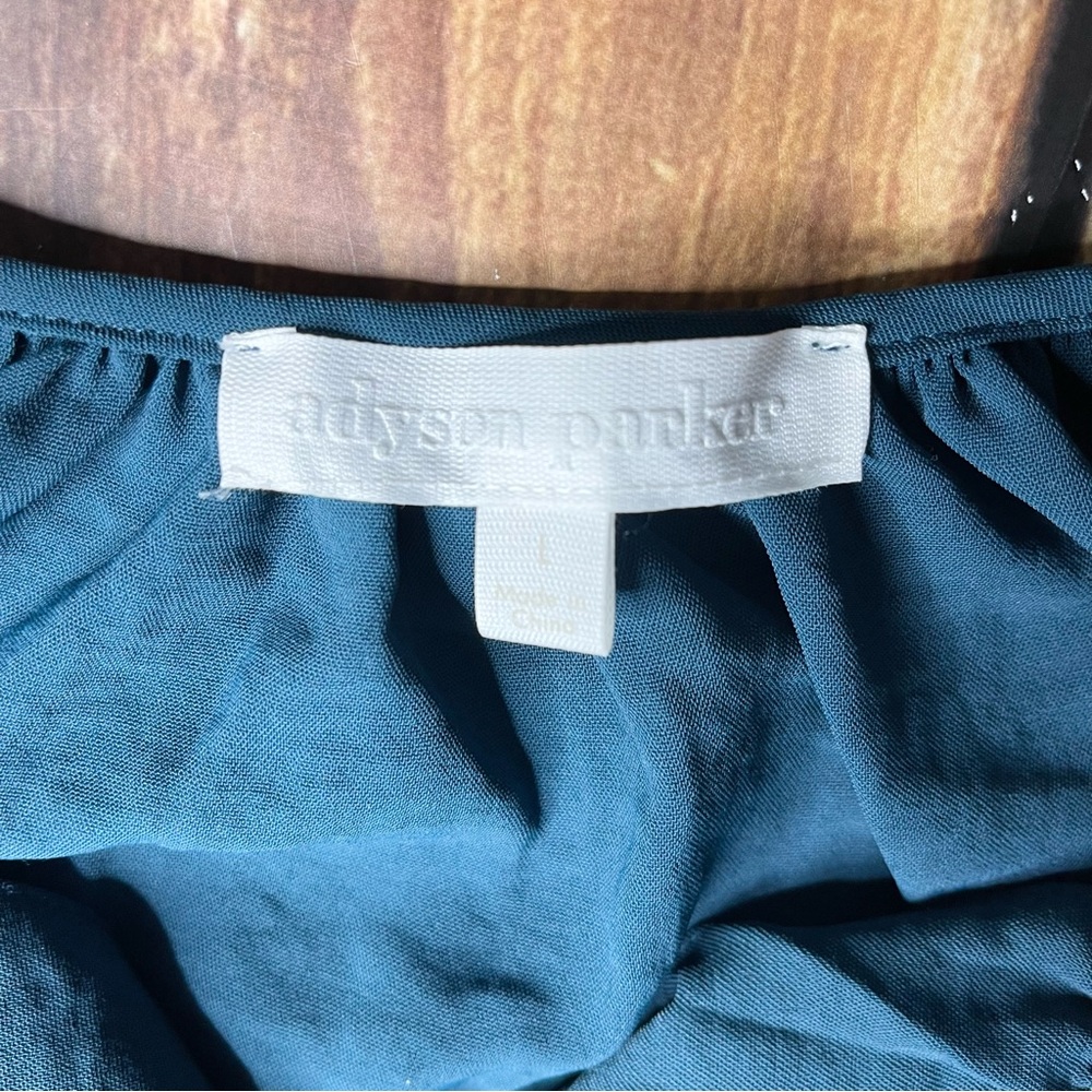 Adyson Parker Long Sleeve Top. Large. - Picture 3 of 3